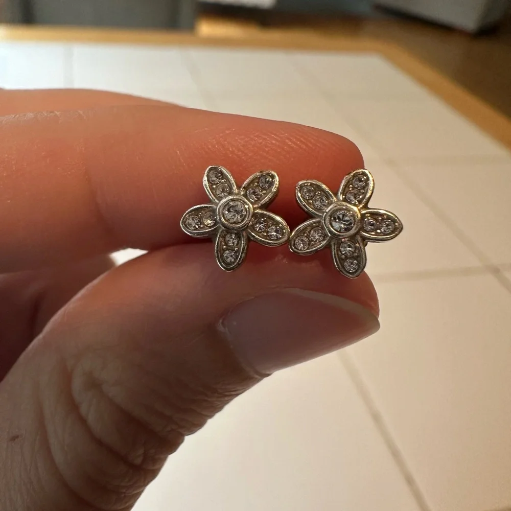 Brighton Enchanting Flower Post Earrings - Picture 3 of 5